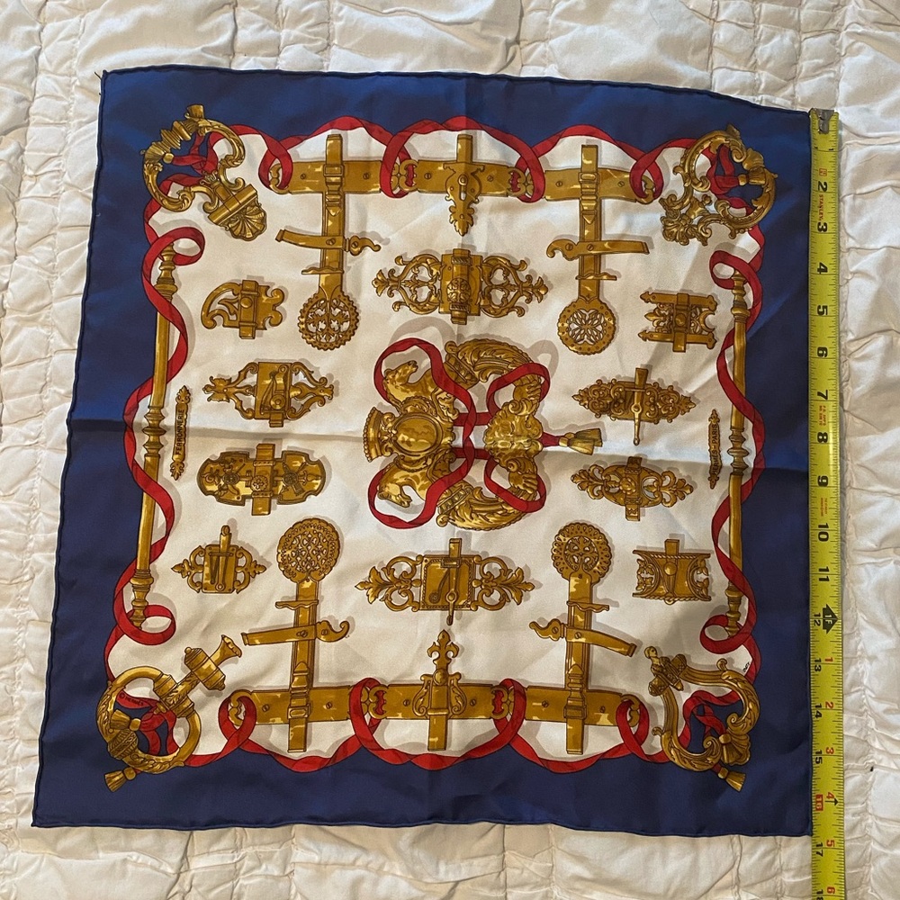 Vintage hermes scarf